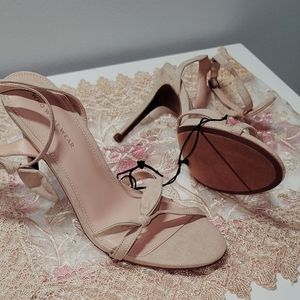 Super Cute Nude Heels